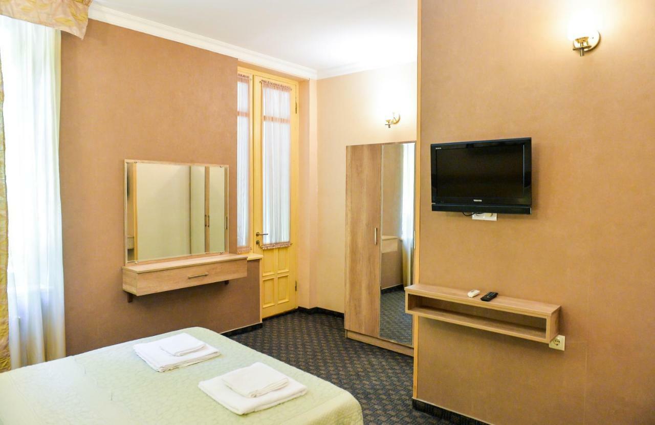 Hotel Old Town Kutaisi Bagian luar foto