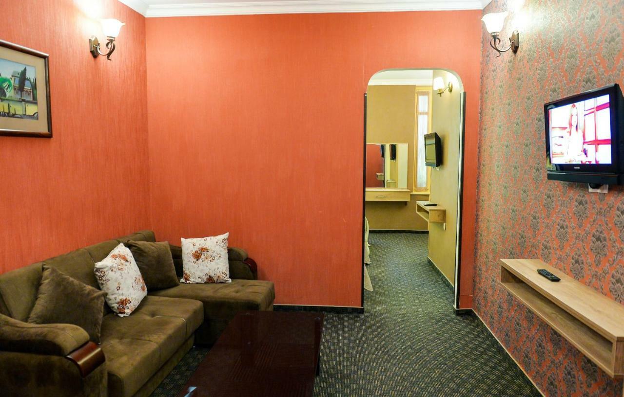Hotel Old Town Kutaisi Bagian luar foto
