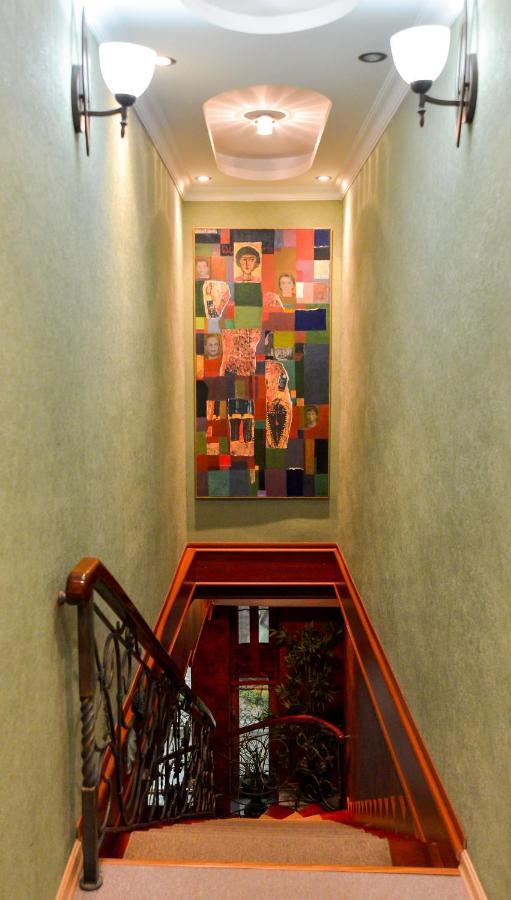 Hotel Old Town Kutaisi Ruang foto
